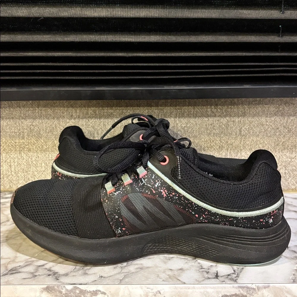 Under‎ Armour Black w multi color accents Breathe Bliss Training Shoe Size 7W - Picture 6 of 8